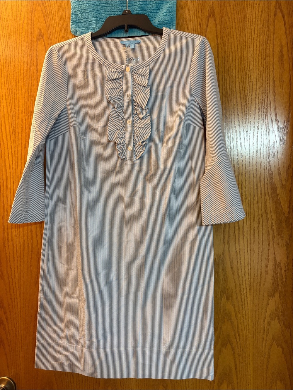 NWT Draper James Seersucker Ruffle Shirt Dress  Sz 6